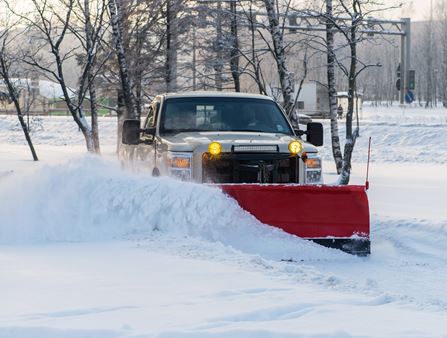 5 Benefits of Professional Snow Removal Services